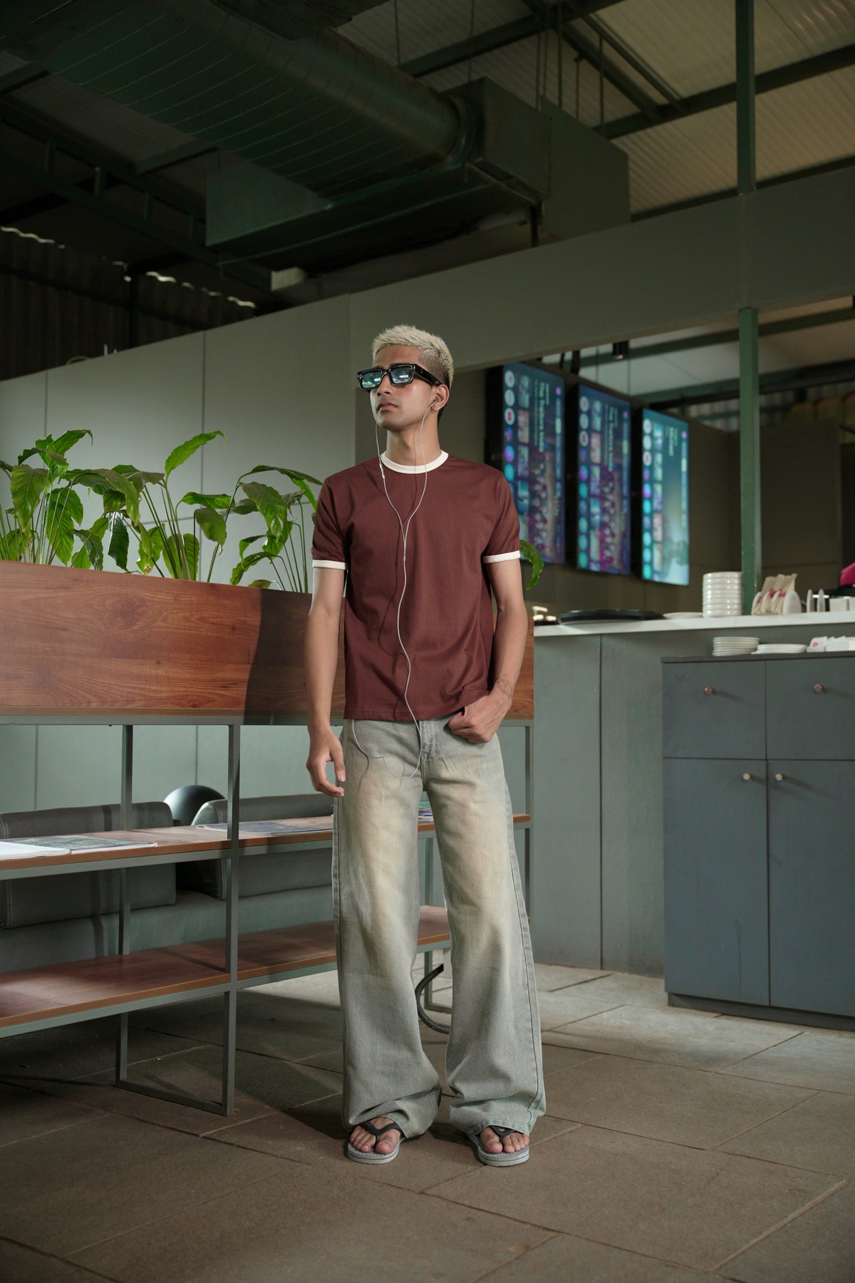 Ringer Tee - coffee Brown